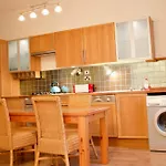 1 Bedroom Apartment In Edinburgh